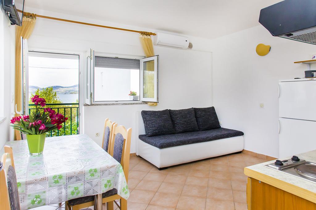 Apartments Zovko Drace Exterior photo
